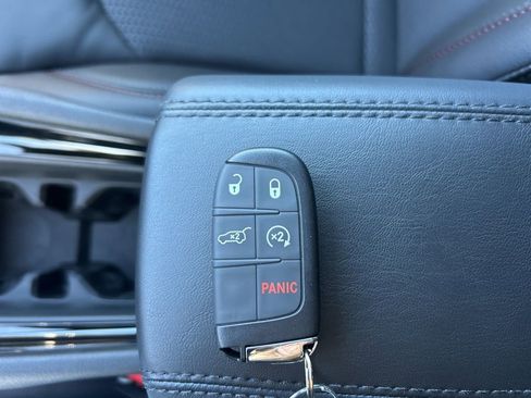 New 2026 Jeep Compass Trailhawk image 28