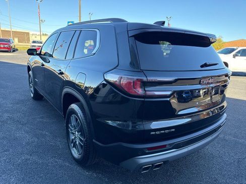 Used 2025 GMC Acadia Elevation image 5