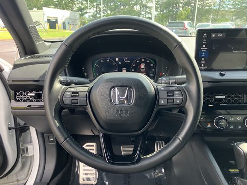 Used 2025 Honda Accord Sport image 20
