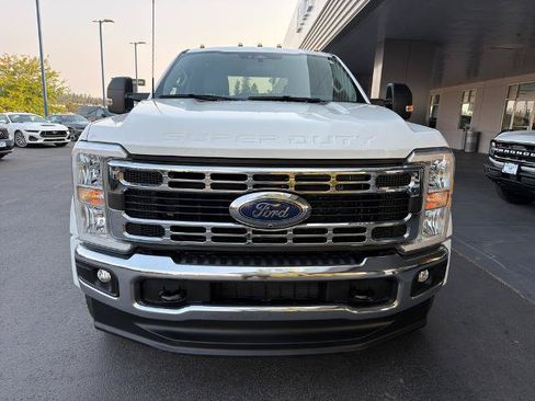 Certified 2025 Ford F450 XLT w/ 360-Degree Camera Package AWD/4WD image 2
