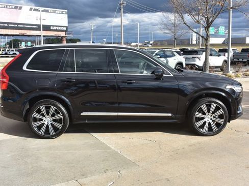 Used 2023 Volvo XC90 B6 Ultimate w/ Protection Package Premier image 4