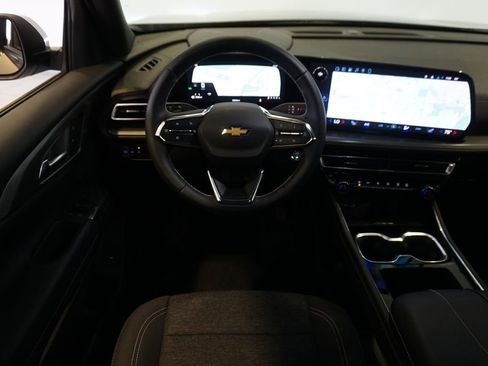 New 2026 Chevrolet Traverse LT w/ Driver Confidence Package FWD image 12