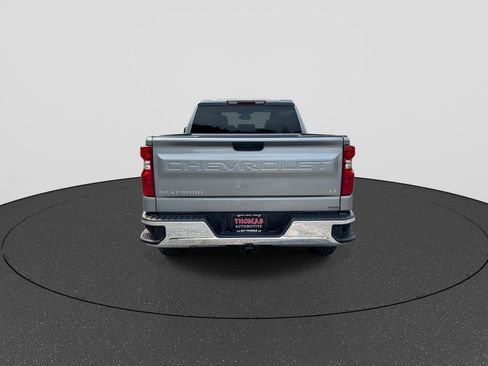 Used 2024 Chevrolet Silverado 1500 LT AWD/4WD image 7
