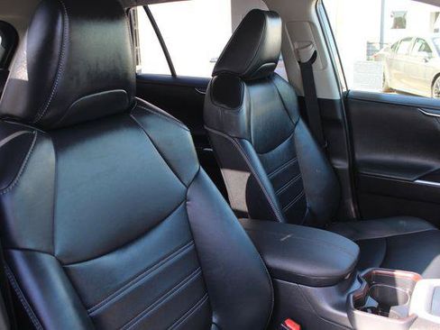 Certified 2021 Toyota RAV4 Limited FWD image 25