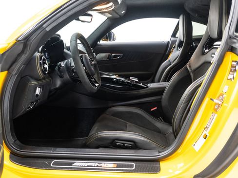 Used 2020 Mercedes-Benz AMG GT R image 27