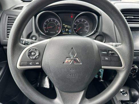 Used 2025 Mitsubishi Outlander Sport ES AWD/4WD image 21