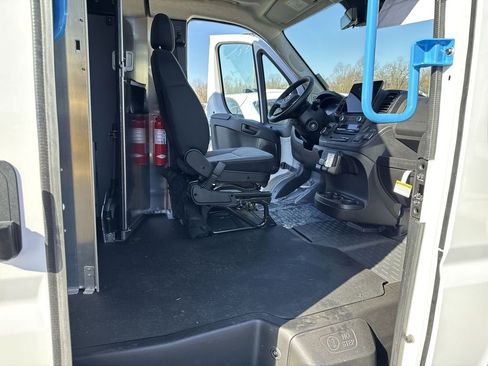 New 2024 RAM ProMaster 3500 w/ Delivery Van Package FWD image 28