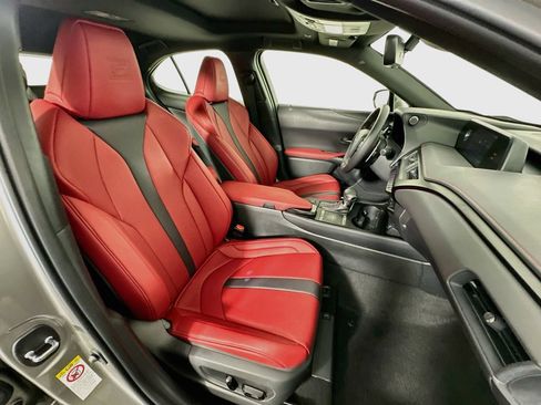 Used 2019 Lexus UX 200 F Sport FWD image 28