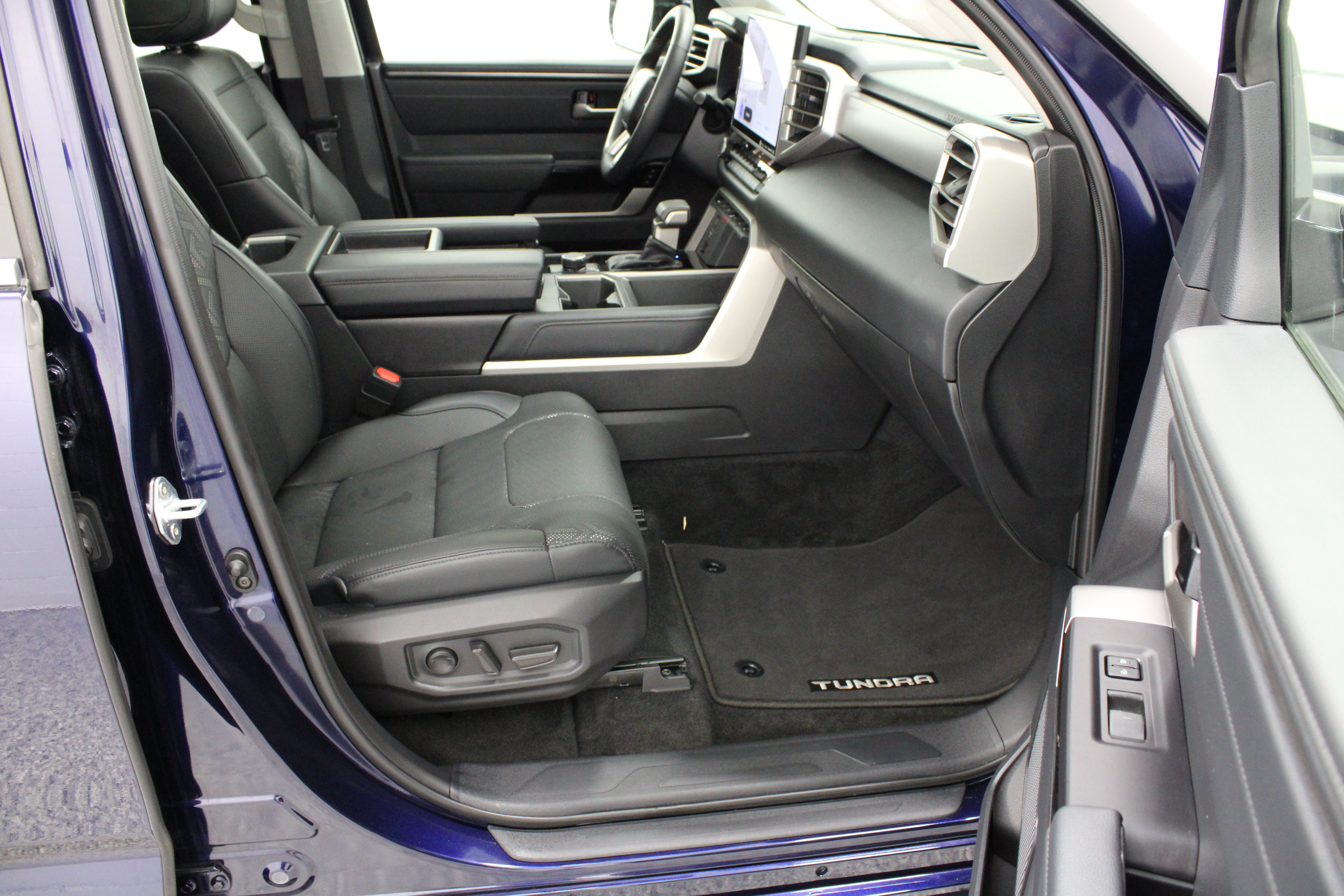 Used 2023 Toyota Tundra Limited RWD image 39