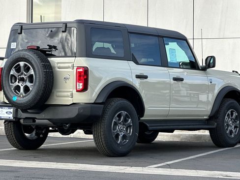 New 2026 Ford Bronco Big Bend image 3