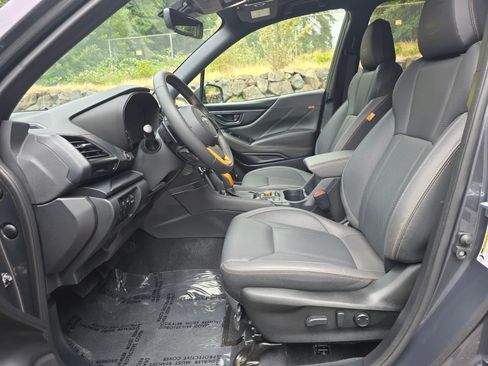 Certified 2025 Subaru Forester Wilderness AWD/4WD image 17