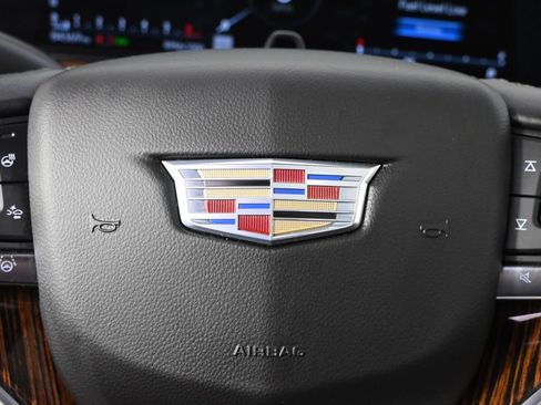 Used 2022 Cadillac Escalade ESV Premium Luxury w/ Performance Package AWD/4WD image 36