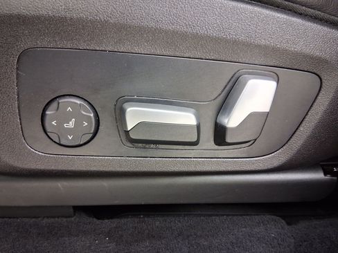 Used 2023 BMW X3 sDrive30i w/ Convenience Package RWD image 13