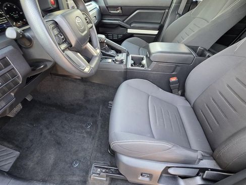 Used 2024 Toyota Tacoma TRD Off-Road AWD/4WD image 7