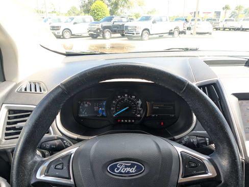 Used 2020 Ford Edge SEL FWD image 29