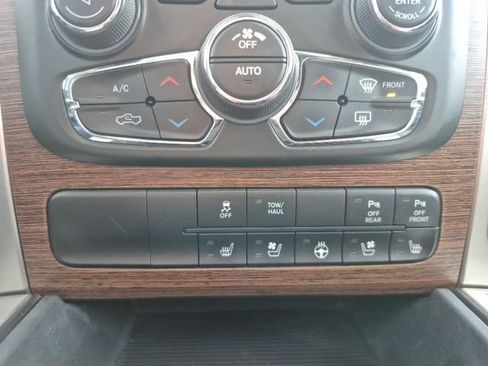 Used 2017 RAM 1500 Laramie w/ Convenience Group image 22