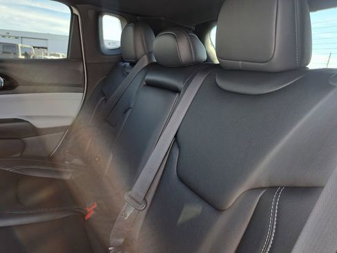 New 2026 Jeep Compass Limited image 25