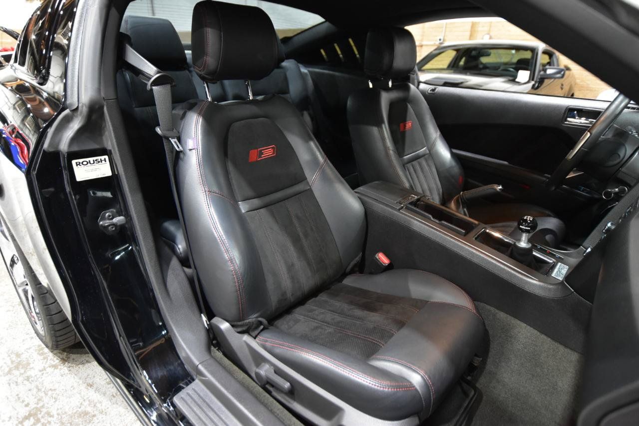Used 2013 Ford Mustang GT Premium w/ GT Track Pkg RWD image 34