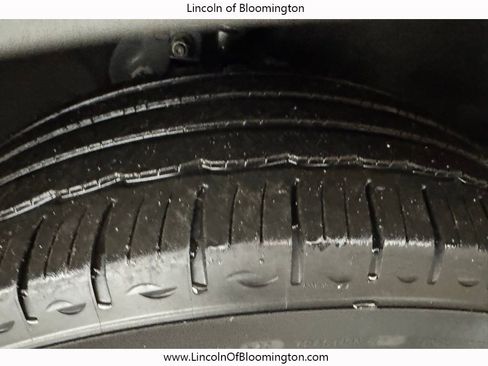 Certified 2022 Lincoln Corsair AWD w/ Equipment Group 101A image 17