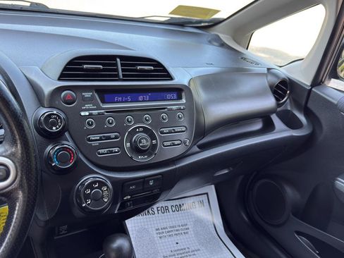 Used 2013 Honda Fit Sport image 22