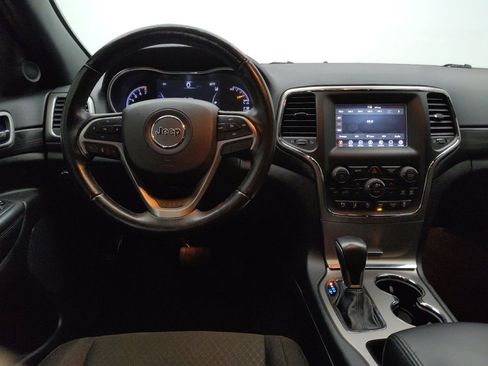 Used 2021 Jeep Grand Cherokee Laredo RWD image 22