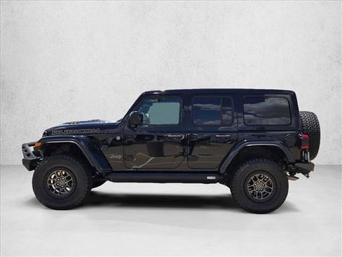 Used 2022 Jeep Wrangler Unlimited Rubicon AWD/4WD image 9