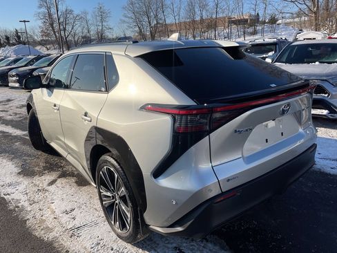 Used 2024 Toyota bZ4X Limited image 7