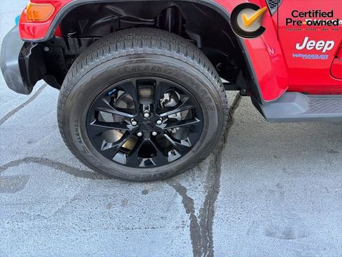 Certified 2022 Jeep Wrangler Unlimited Sahara w/ Cold Weather Group AWD/4WD image 14