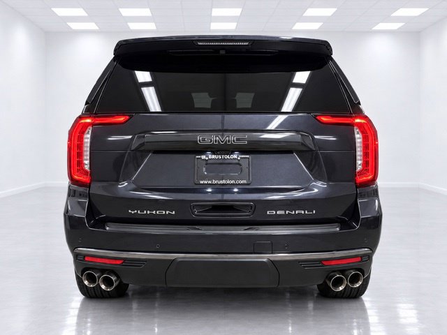 Used 2024 GMC Yukon XL Denali Ultimate AWD/4WD image 14