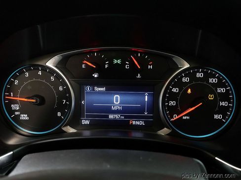 Used 2019 Chevrolet Equinox LT FWD image 18