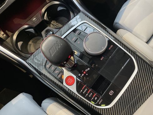 Used 2025 BMW M4 xDrive Competition w/ Executive Package image 33