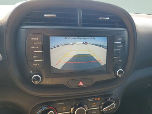 Used 2020 Kia Soul GT-Line w/ GT 2.0L Power Sunroof Package FWD image 18