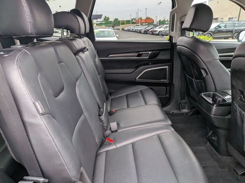 Used 2023 Kia Telluride LX FWD image 31