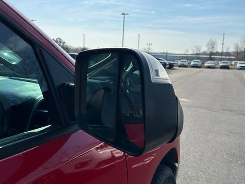 Used 2019 RAM 1500 Big Horn image 14