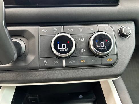 Used 2025 Land Rover Defender 110 S AWD/4WD image 47