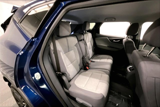 Used 2022 Chevrolet Blazer LT FWD image 25