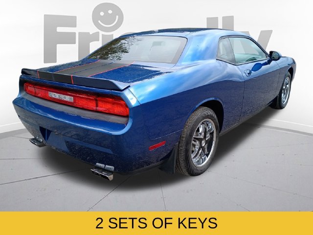 Used 2010 Dodge Challenger SE RWD image 5
