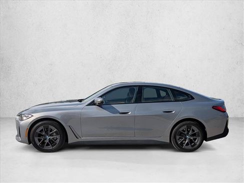 Used 2023 BMW i4 eDrive40 RWD image 9
