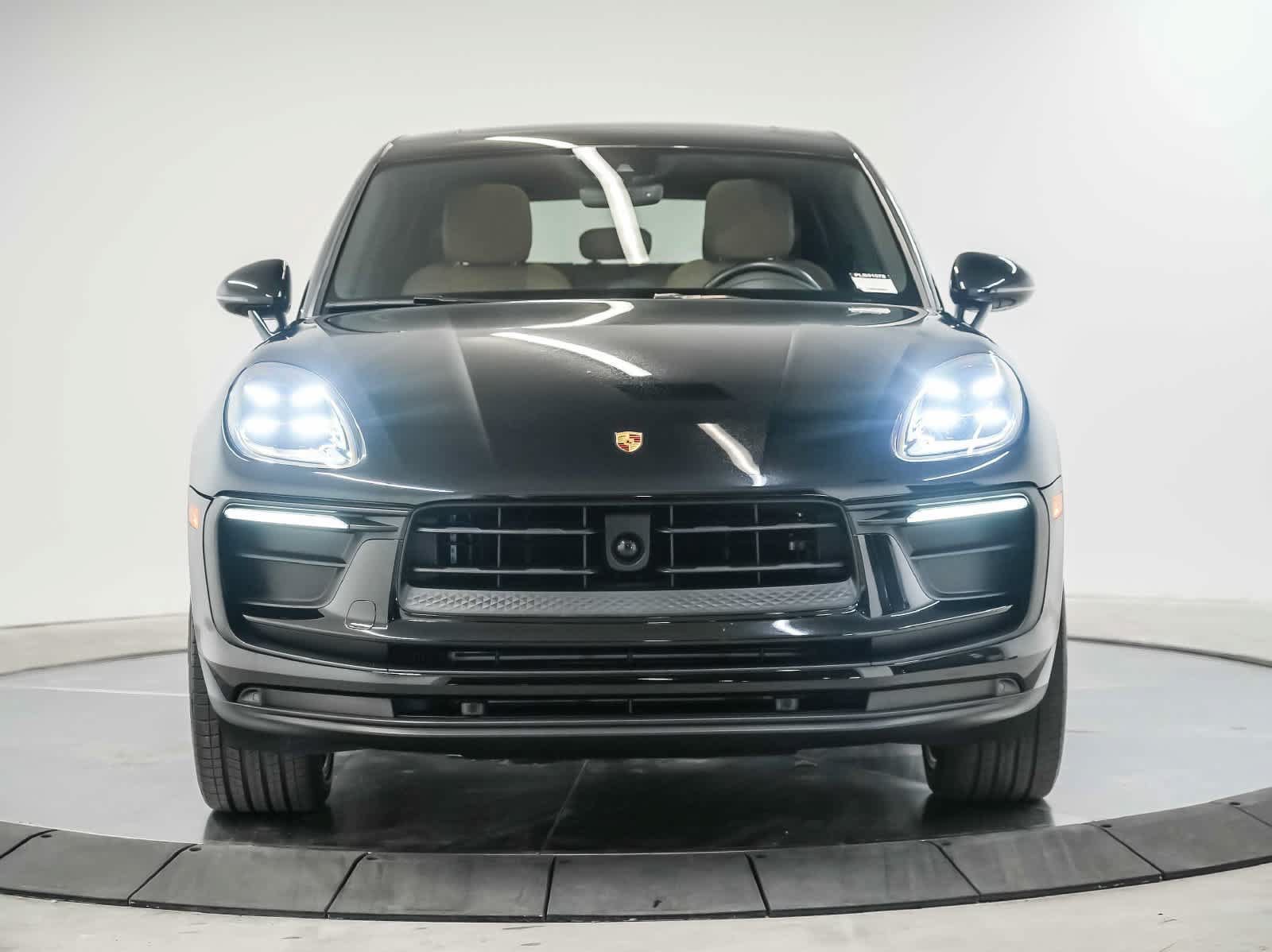 Used 2023 Porsche Macan AWD/4WD image 6