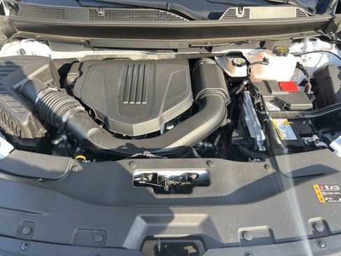 New 2025 Chevrolet Traverse LT w/ LPO, Floor Liner Package image 30