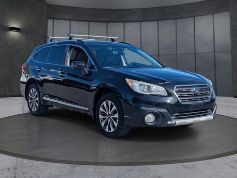 Used 2017 Subaru Outback 2.5i Touring w/ Popular Package #5A image 8