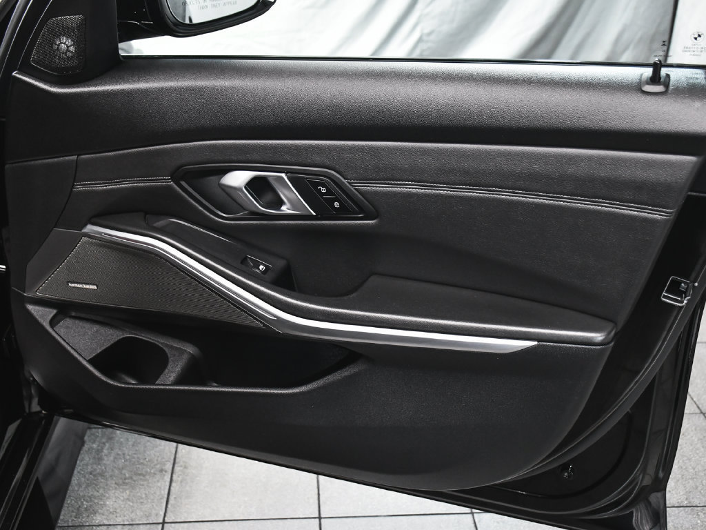 Used 2024 BMW M3 Competition AWD/4WD image 17