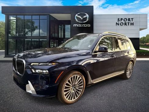 Used 2023 BMW X7 xDrive40i AWD/4WD image 9