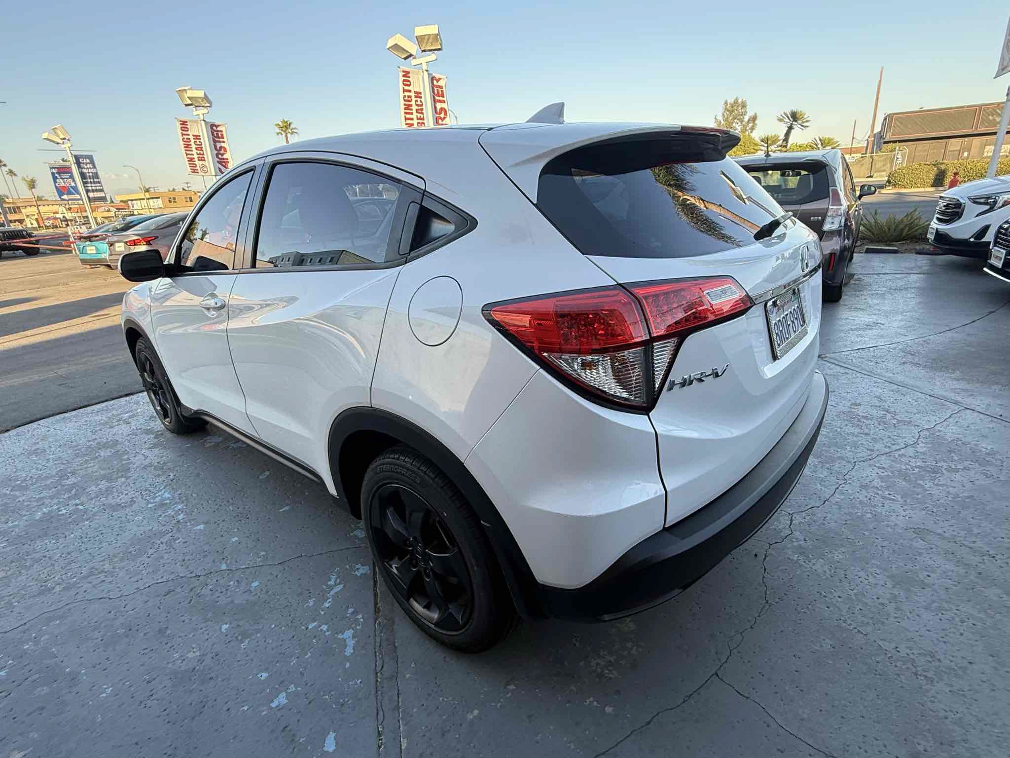 Used 2020 Honda HR-V LX image 10