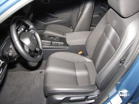 Certified 2026 Honda Civic Sport image 9