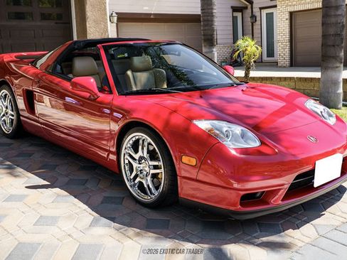 Used 2004 Acura NSX T RWD image 12