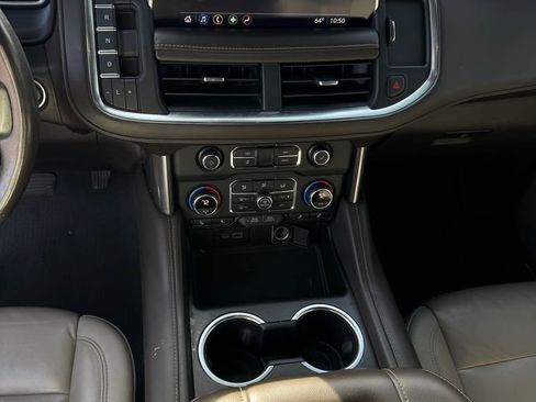 Used 2021 Chevrolet Tahoe Z71 w/ Z71 Off-Road Package image 24