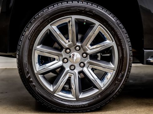 Used 2018 Chevrolet Tahoe Premier RWD image 37