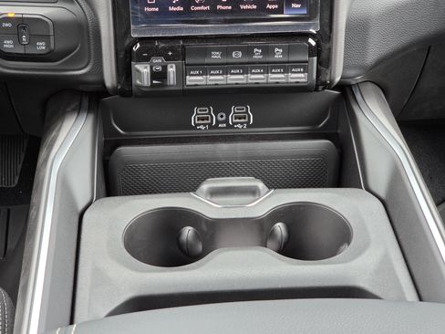New 2026 RAM 2500 Lone Star AWD/4WD image 12
