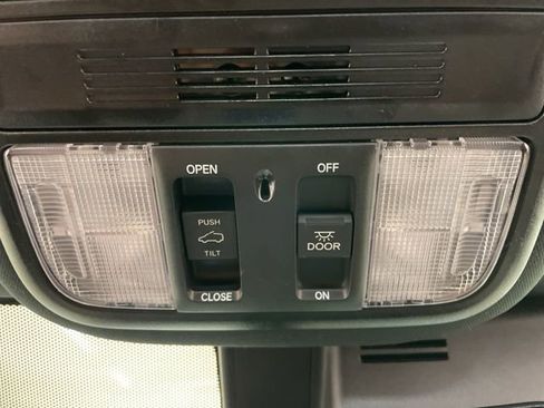 Used 2021 Honda Passport EX-L image 16